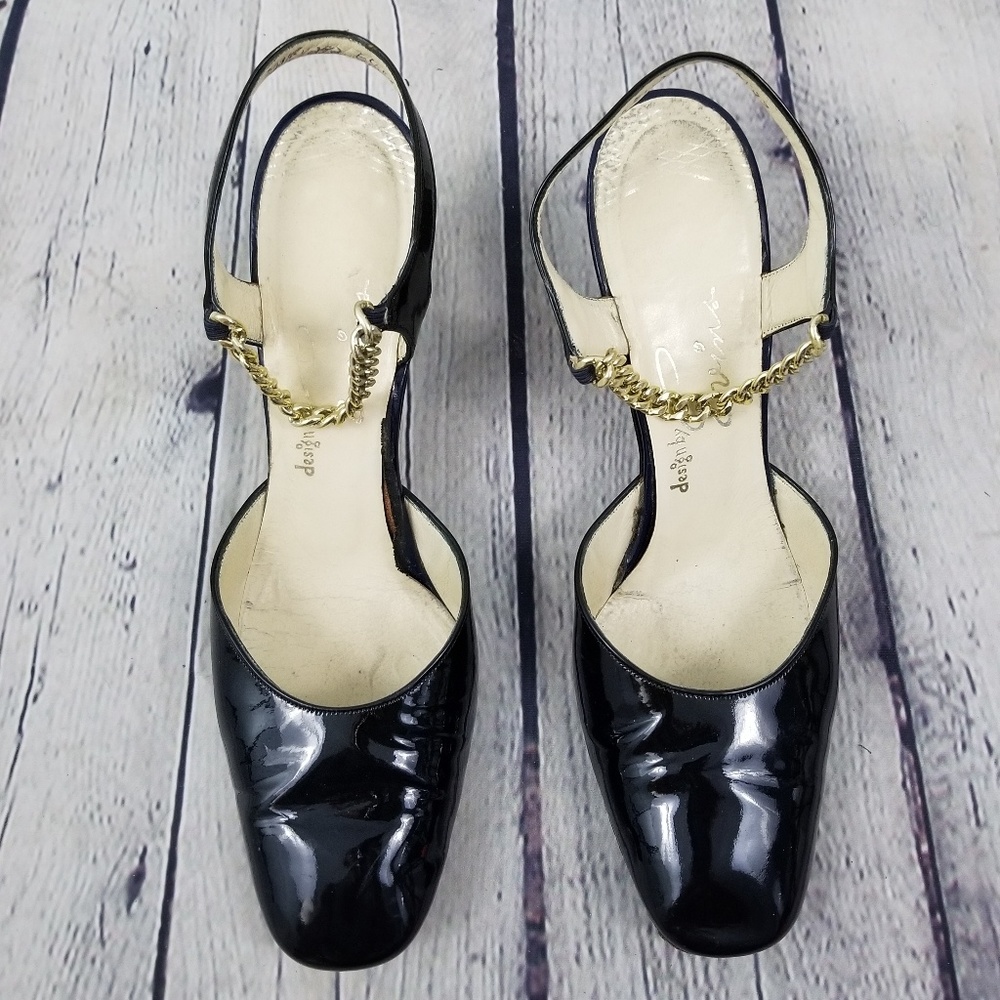 EVINS | vintage ankle chain patent heel shoes